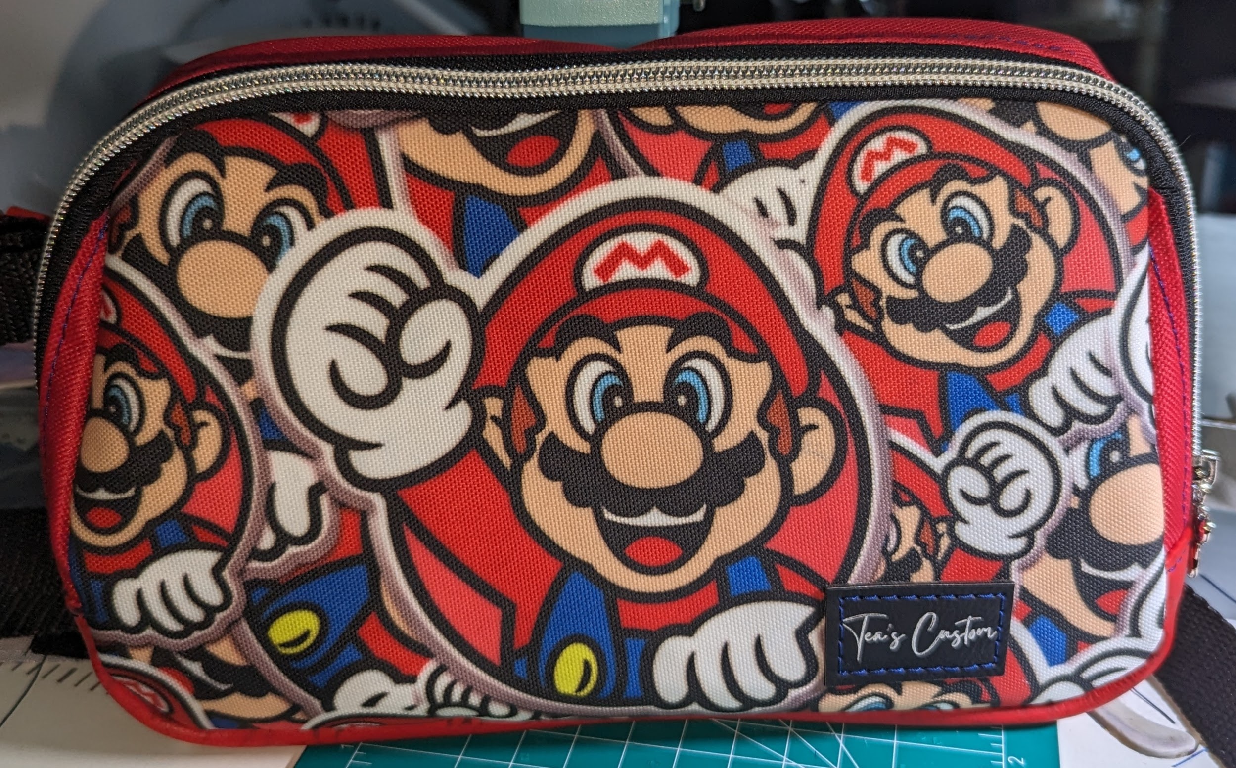 (image for) Mario Belt Bag